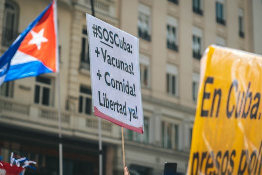 Kuba na křižovatce: Rozpad režimu a únik obyvatelstva